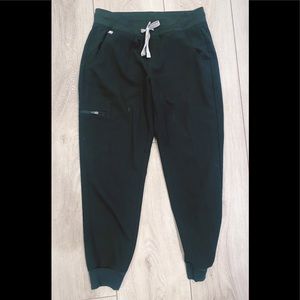 Zamora Jogger and Livingston Pant (3) SMALL/PETITE